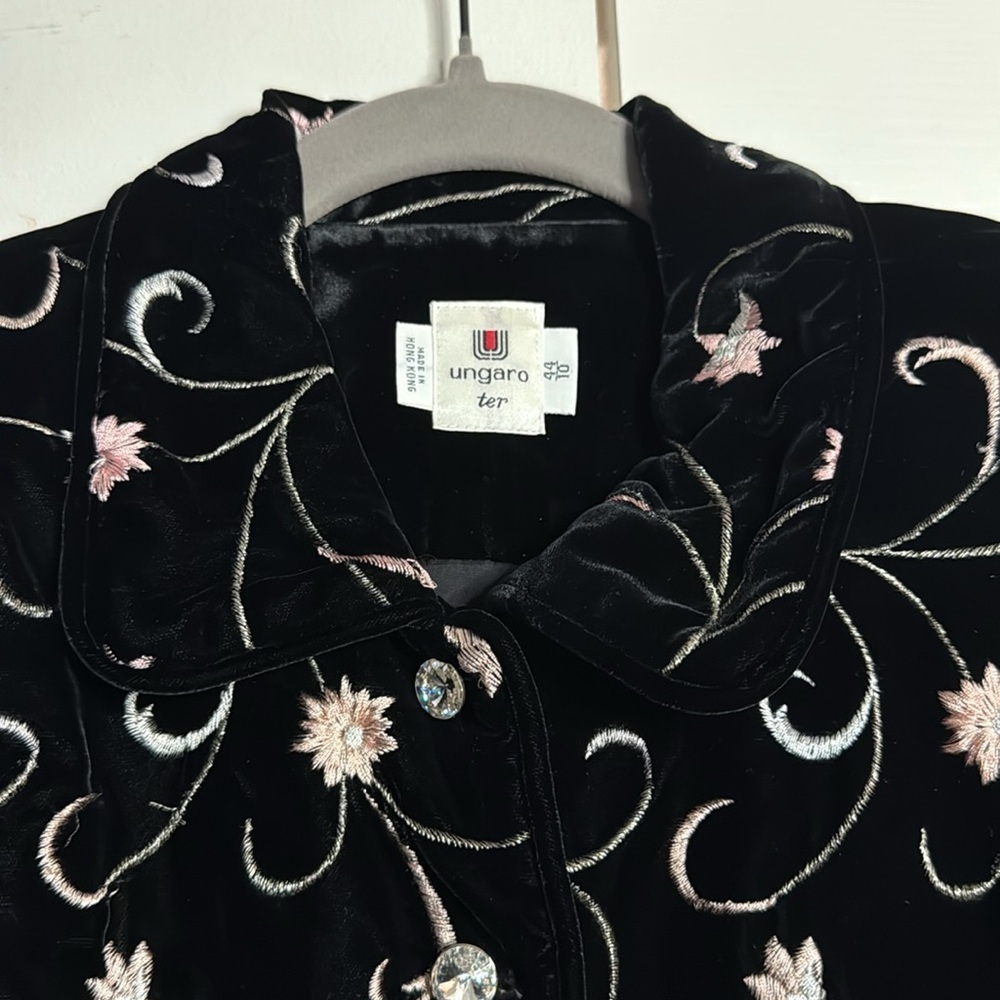 Vintage Emanuel Ungaro Black Velvet Embroidered Jacket Size 10 - Picture 4 of 8
